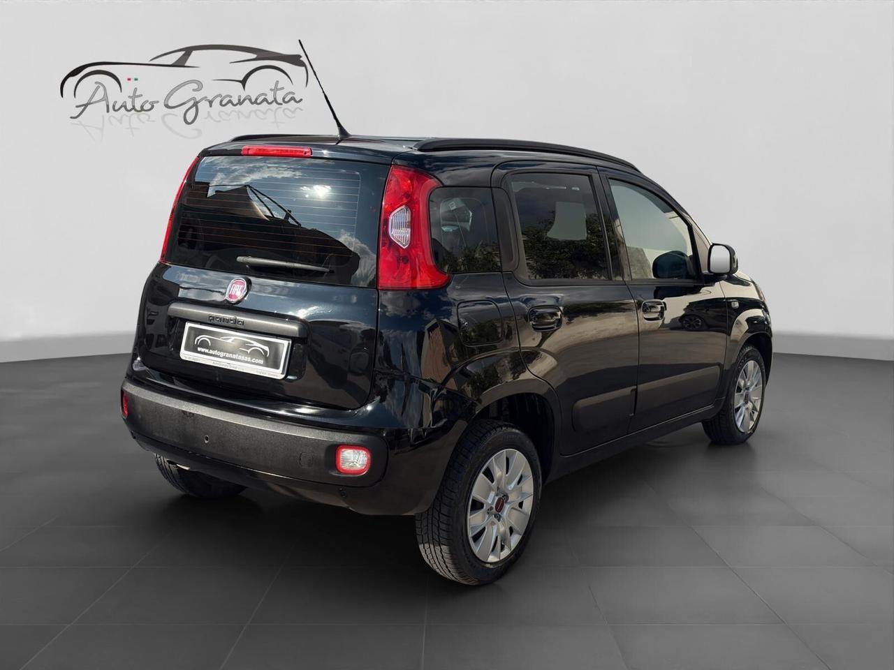 Fiat Panda 1.2 Lounge 69cv UConnect NEOPATENTATI