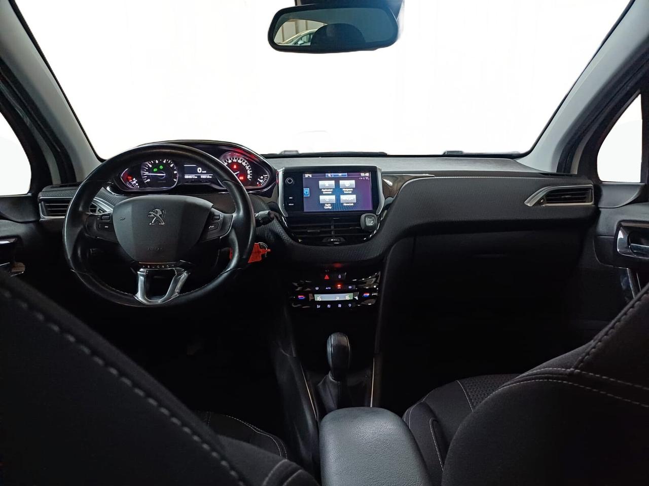Peugeot 208 PureTech 82 5 porte Allure