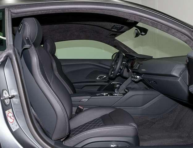 Audi R8 QUATTRO V10 PERFORMANCE FRENI CARBOCERAMICI MATT