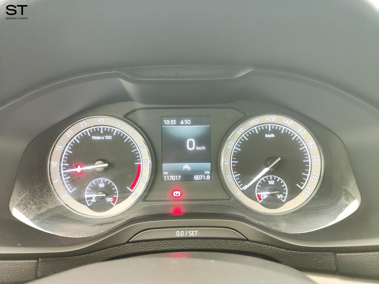 SKODA Karoq - Karoq 1.6 TDI SCR Ambition
