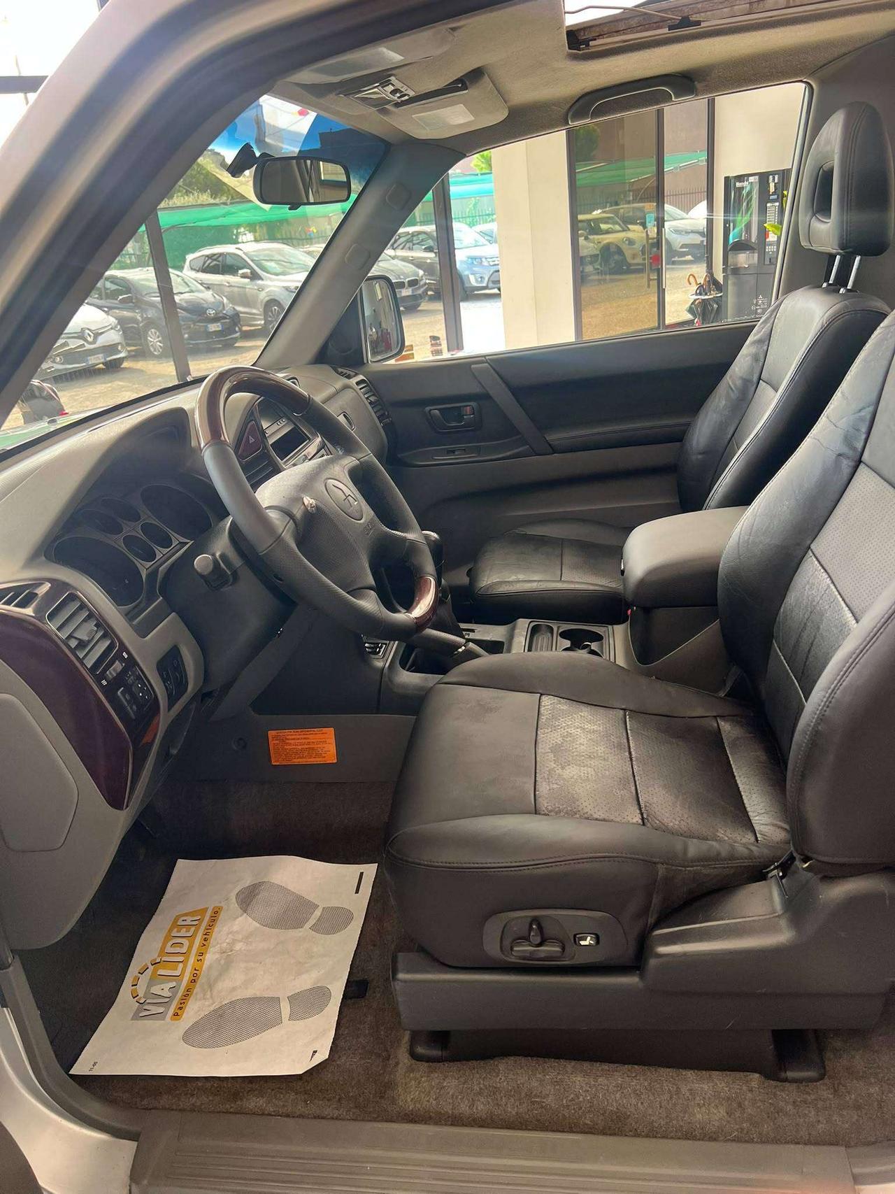 Mitsubishi Pajero Pajero III 3p 3.2 tdi 16v di-d G