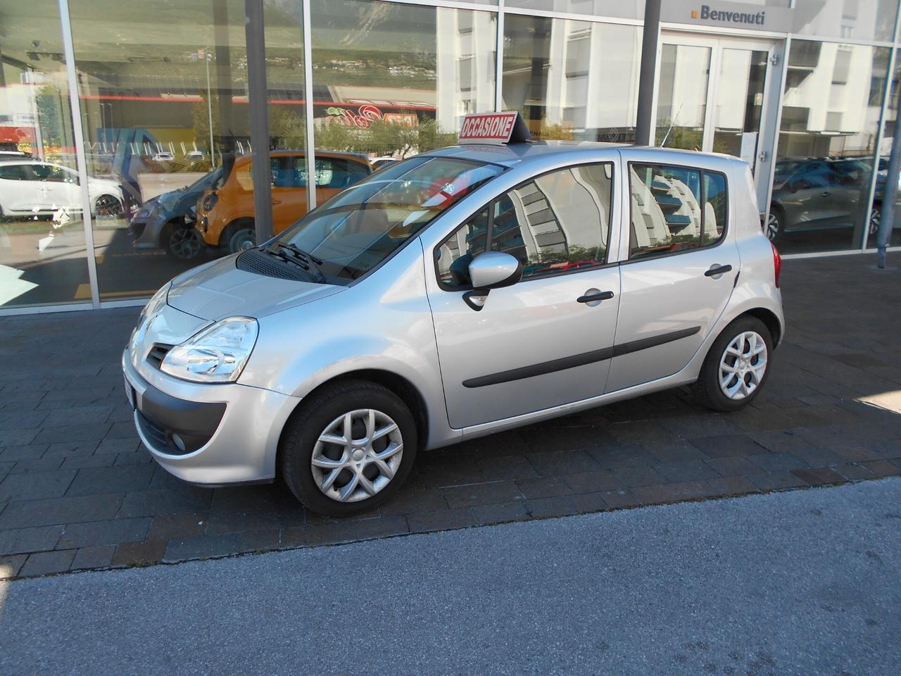 Renault Modus 1.2 16V 75CV