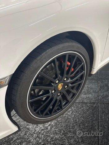 PORSCHE 997 911 997 Carrera 4S Cabriolet