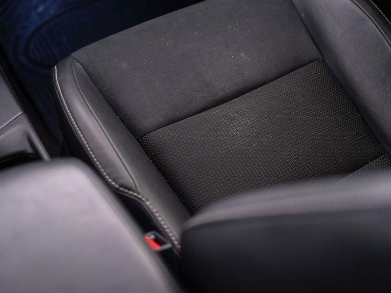 Toyota RAV4 2.0 D-4D 143cv MT Style 2WD