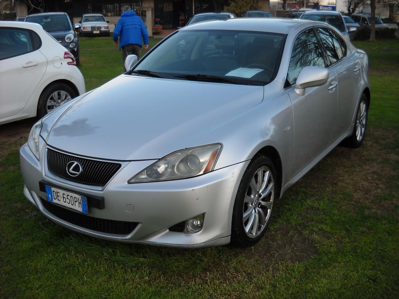 Lexus IS 220d IS 220d 2.2 16V Luxury