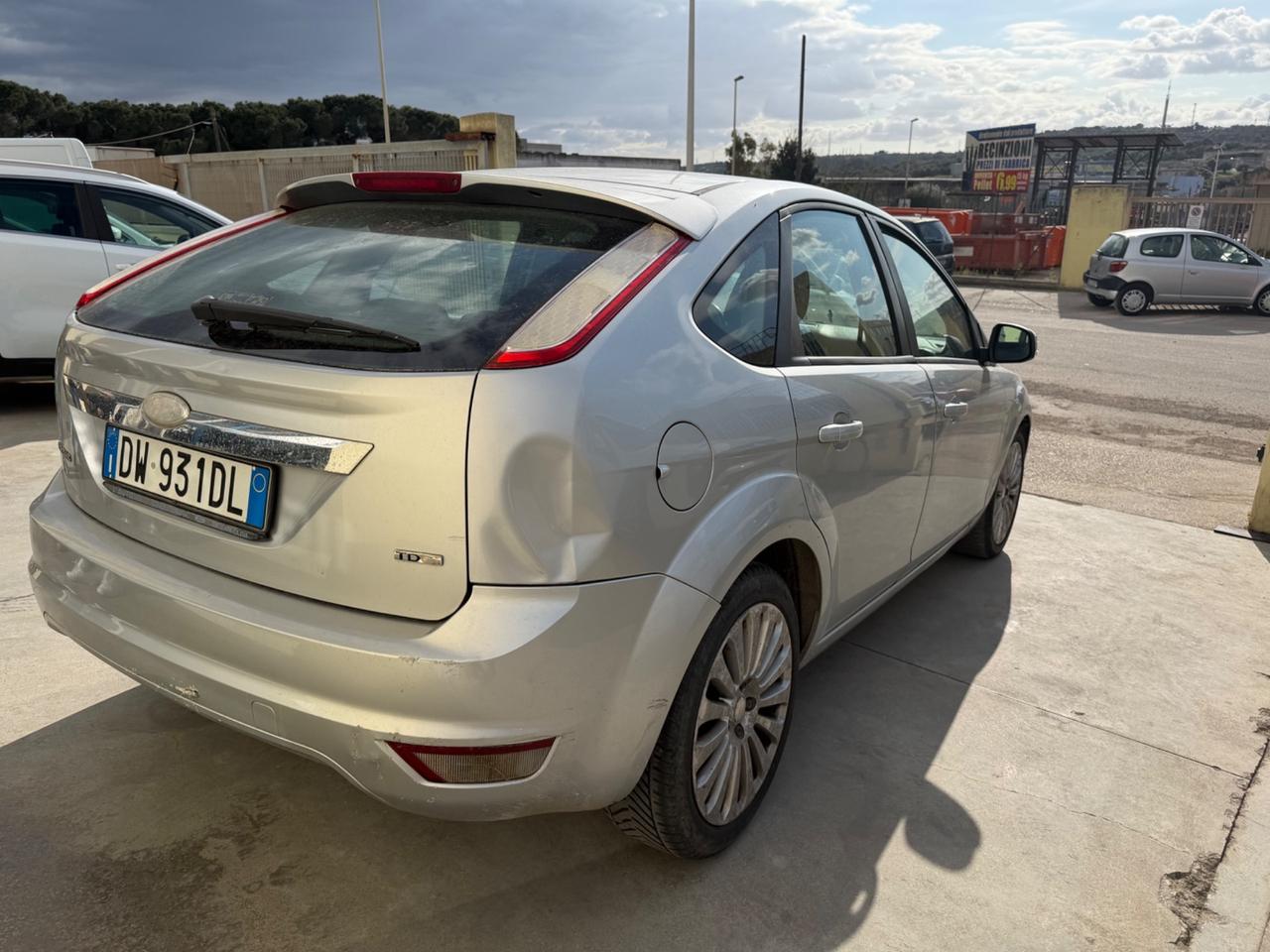 Ford Focus 1.6 diesel 2009 5 porte berlina