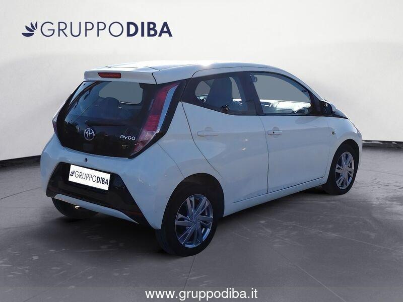 Toyota Aygo II 2014 5p 1.0 x-cool