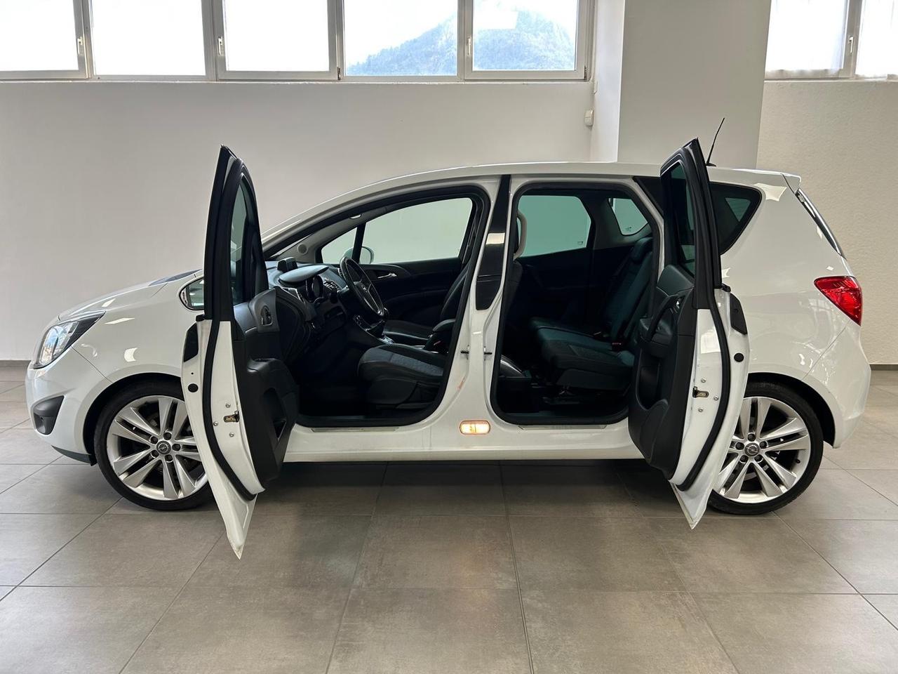 Opel Meriva 1.7 CDTI 110CV b-color Panoramic