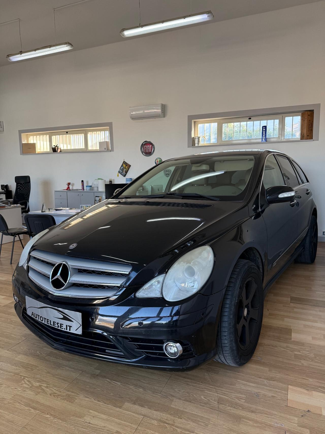 Mercedes-benz R 320 300 CDI cat Chrome Lunga