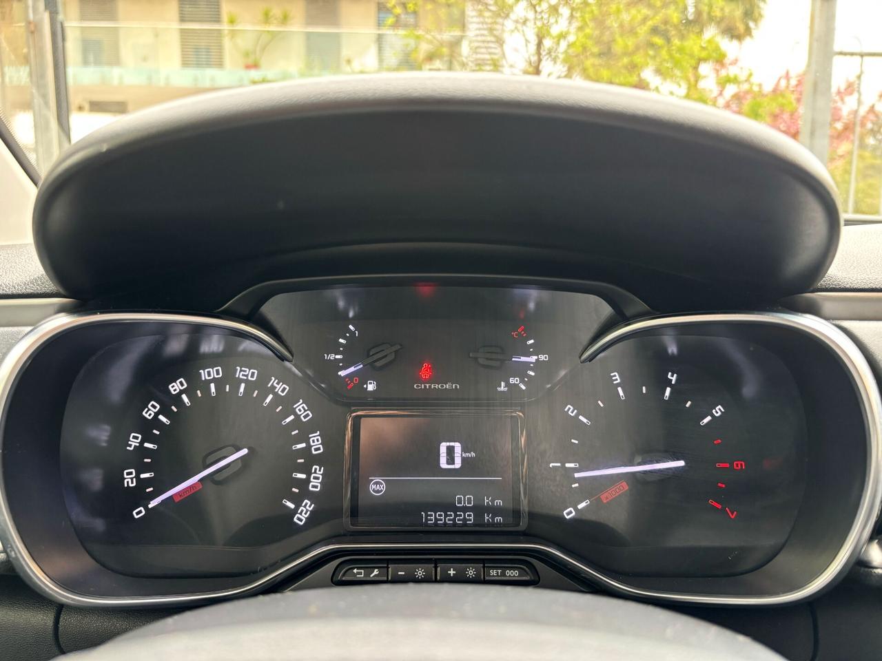 Citroen C3 PureTech 82 Shine DISTRIBUZIONE NUOVA