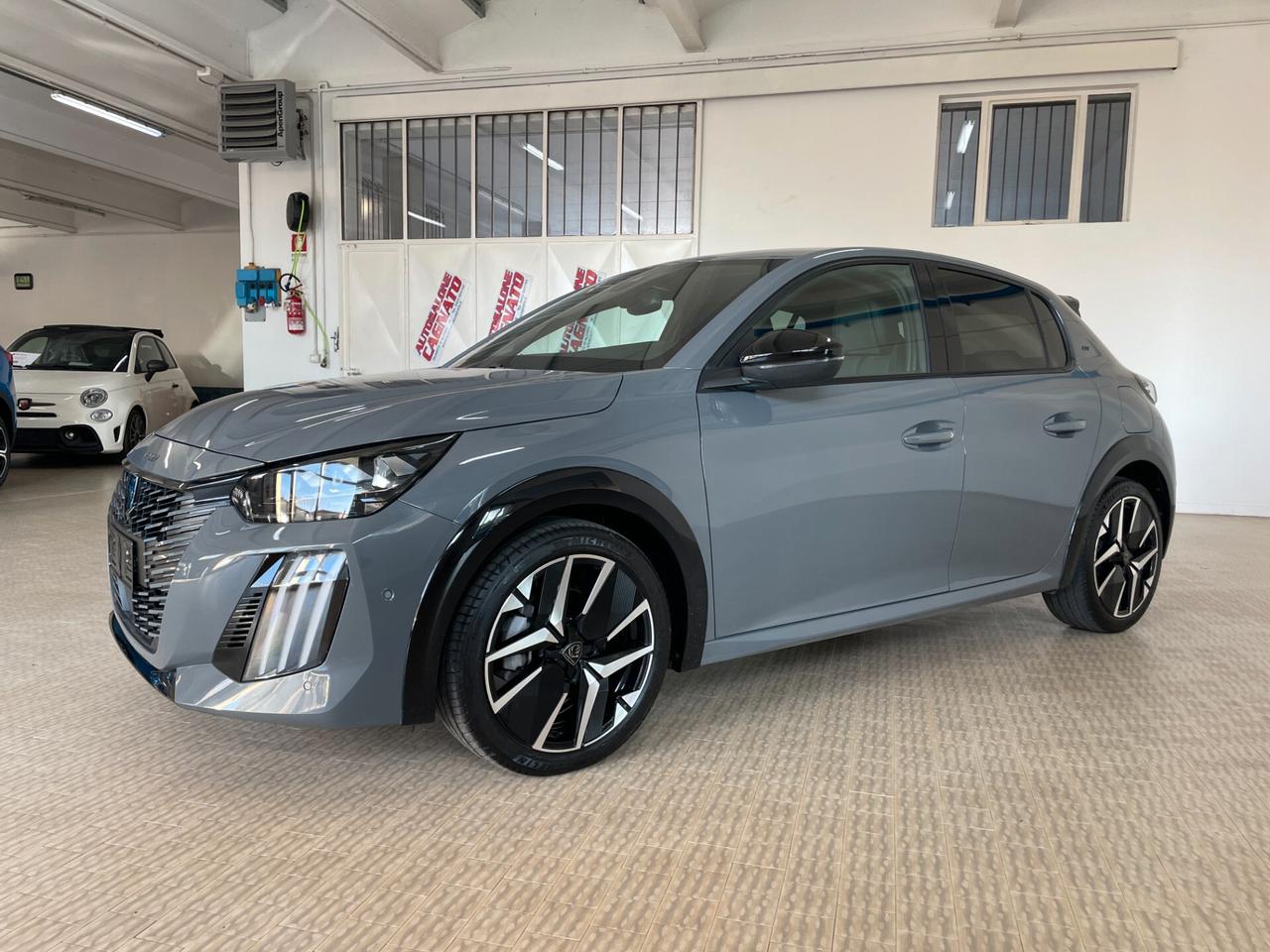 Peugeot 208 Hybrid 136 e-DCS6 GT 2025