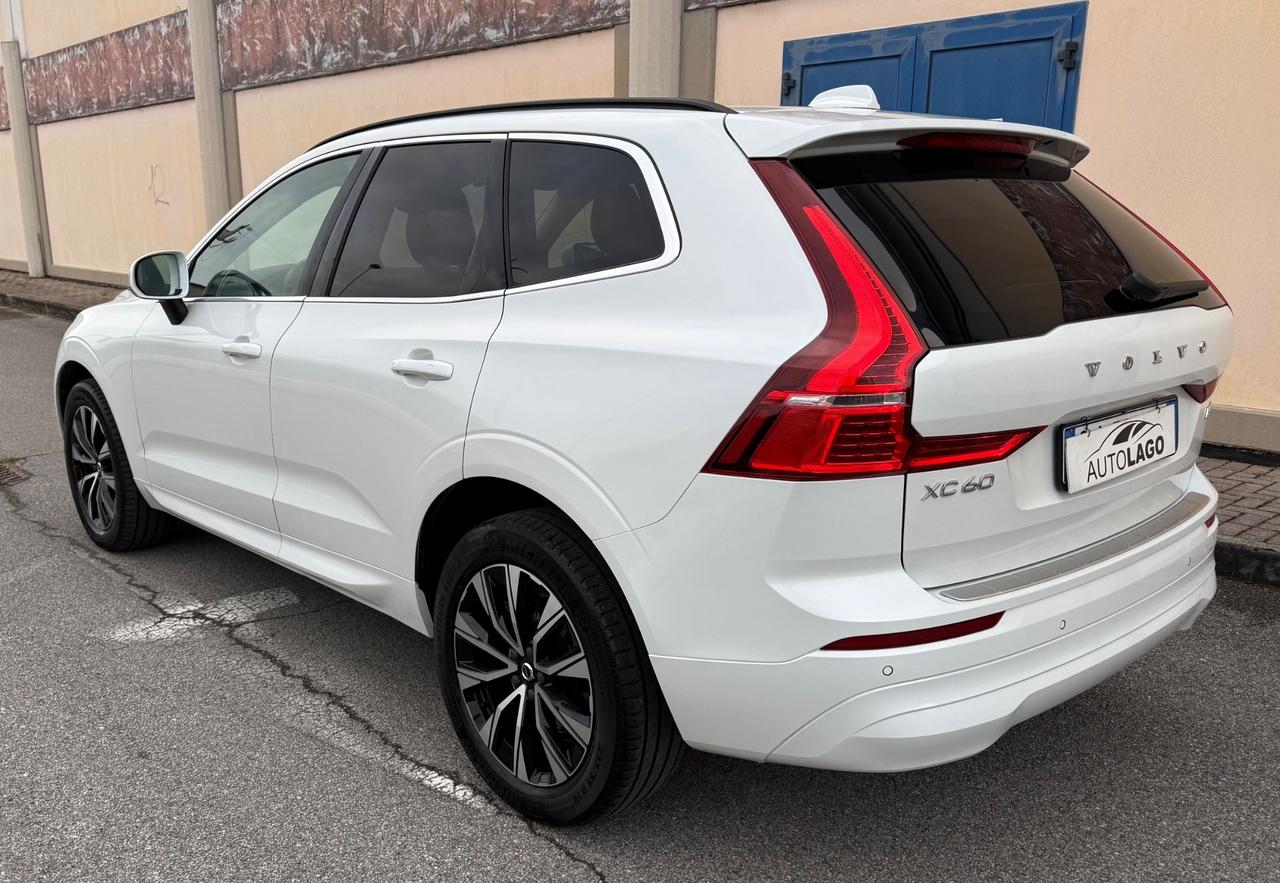 Volvo XC 60 B4 AWD (d) automatico Essential 2022