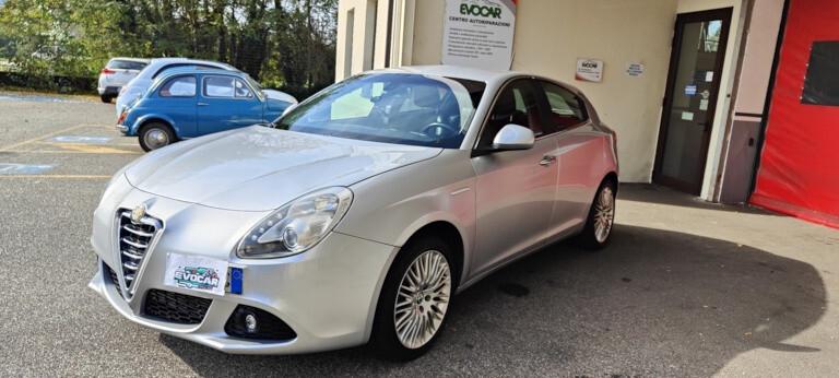 Alfa Romeo Giulietta 2.0 JTDm-2 140 CV Distinctive