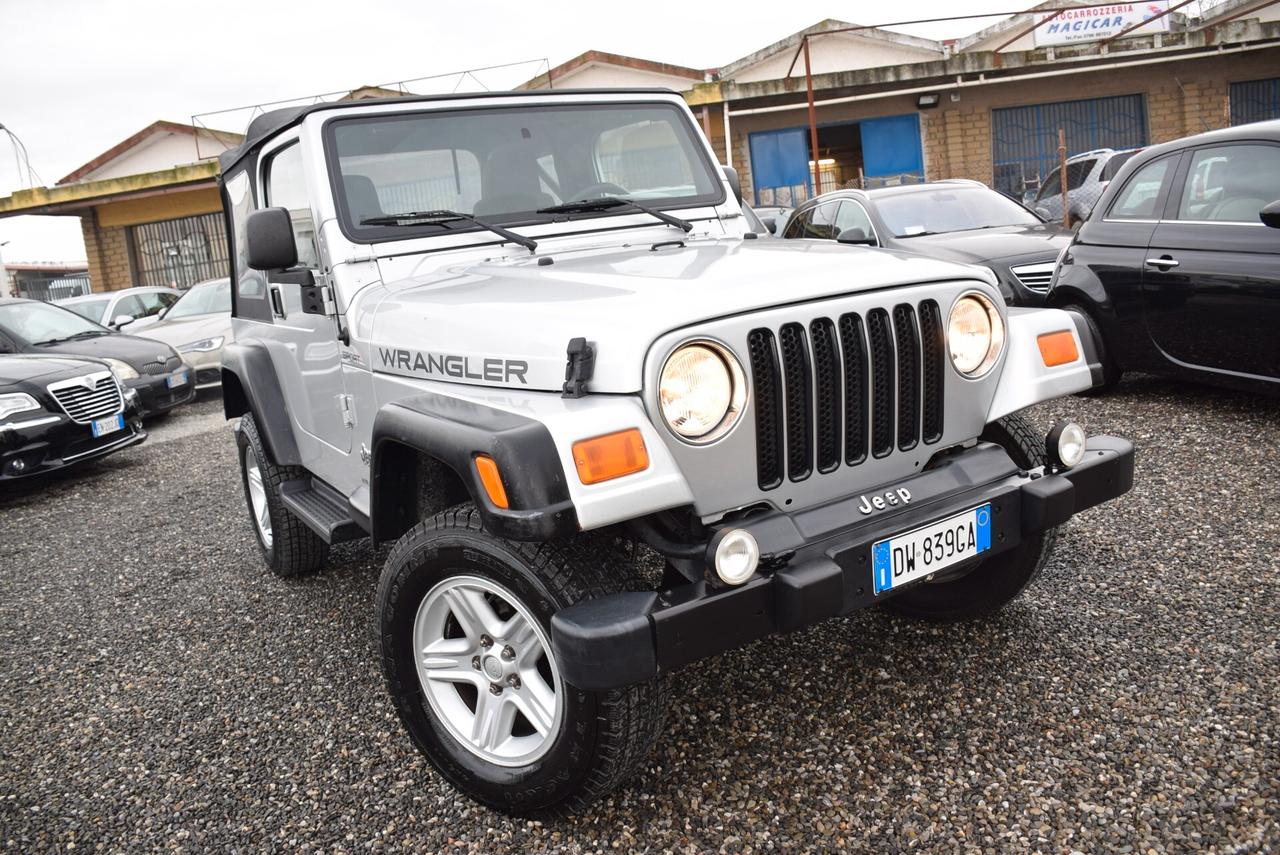 Jeep Wrangler 4X4 2.4 cat 143CV 6M Sport CORTA