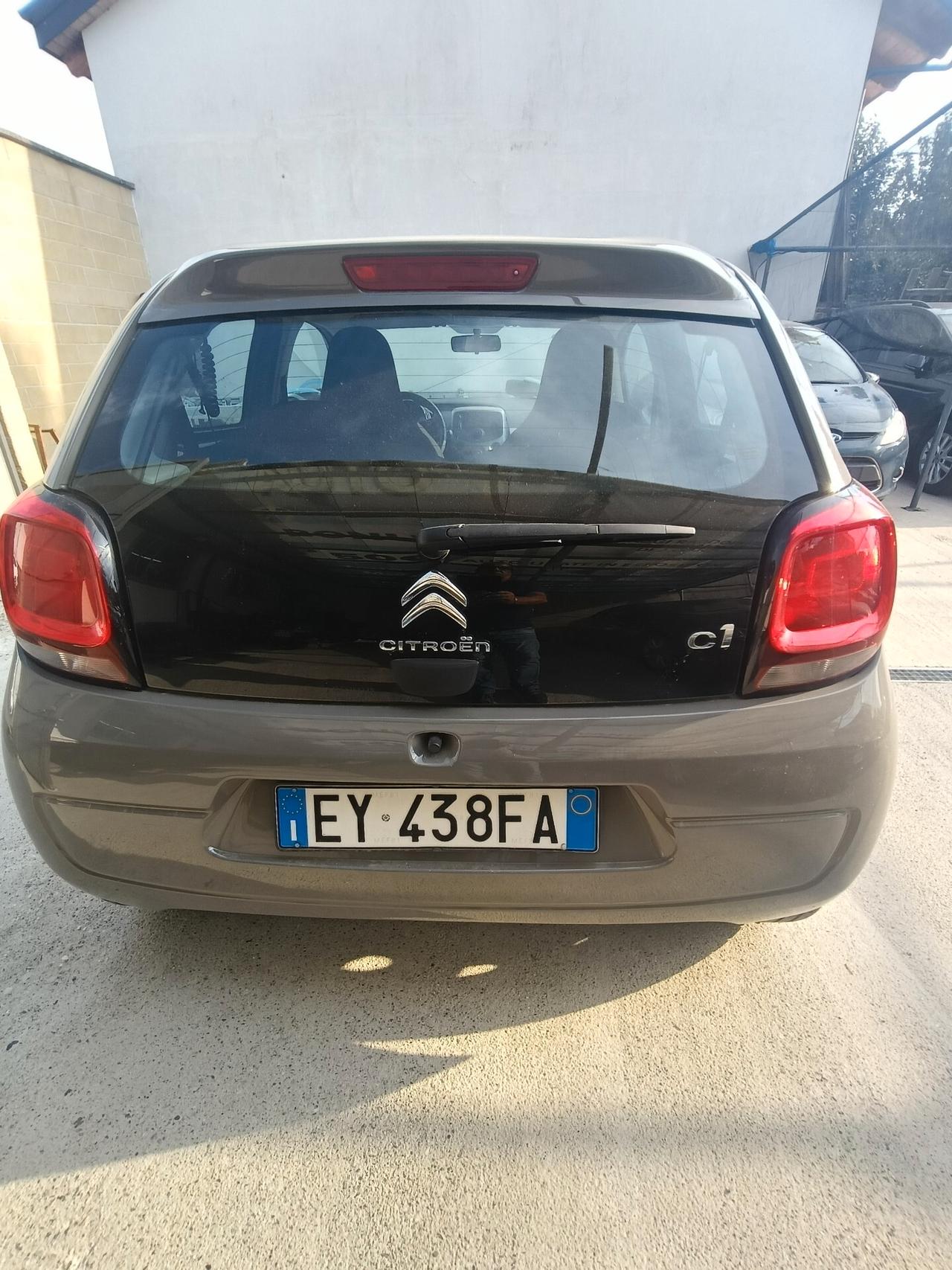 Citroen C1 PureTech 82 5 porte Shine