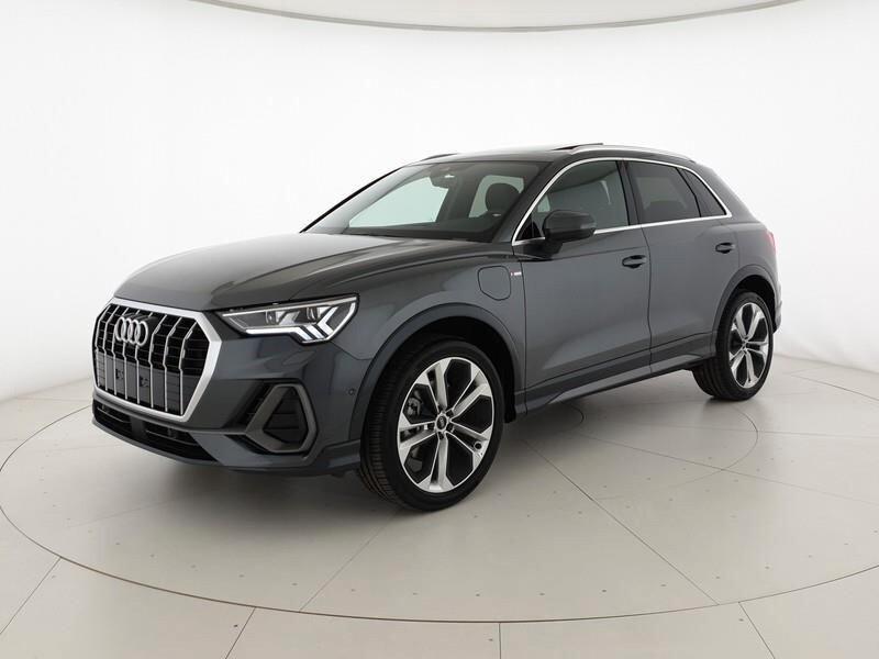 Audi Q3 45 TFSI e SLINE EDITION PRONTA CONSEGNA