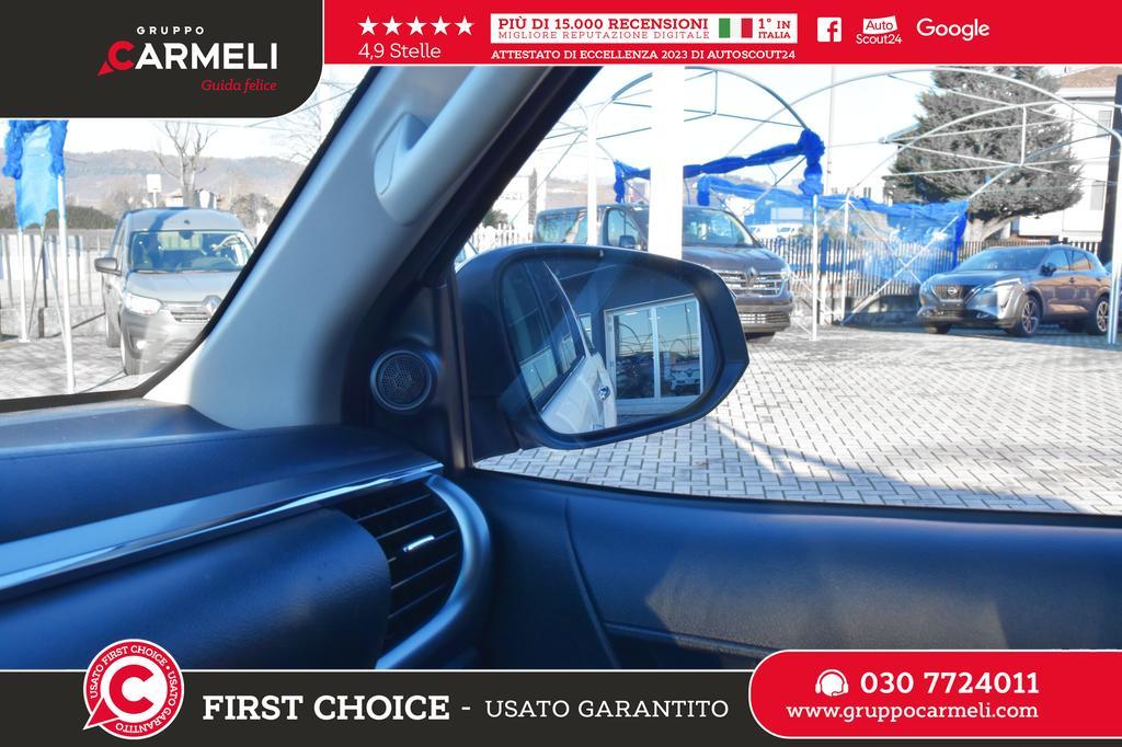 Toyota Hilux Double Cab 2.4 D-4D Lounge 4WD A/T