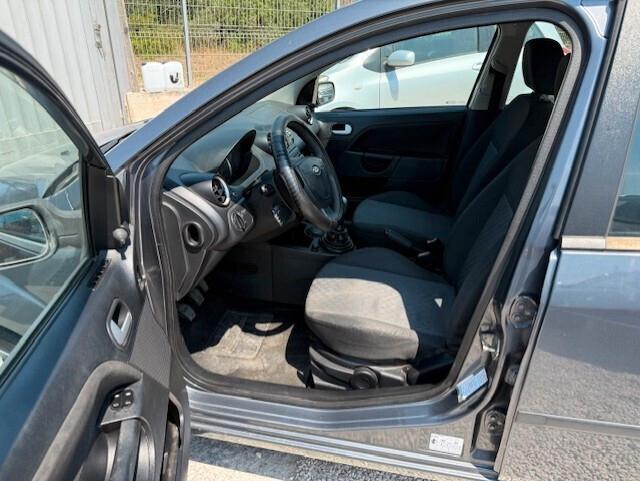 Ford Fiesta 1.2 16V 5p. Zetec