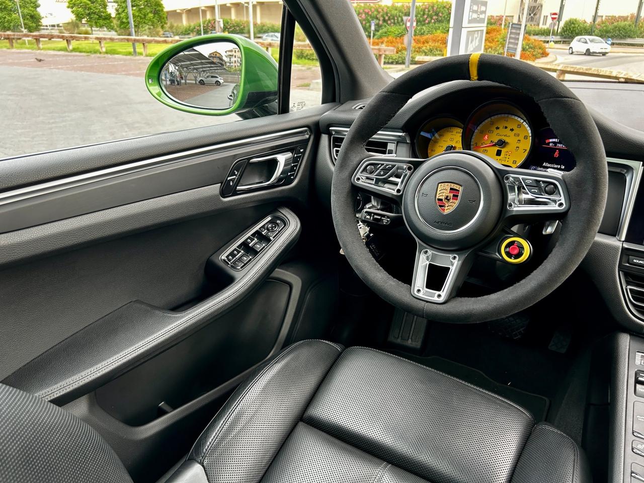 Porsche Macan 2.0 BENZINA 245CV PYTHON GREEN (GTS COLOR)