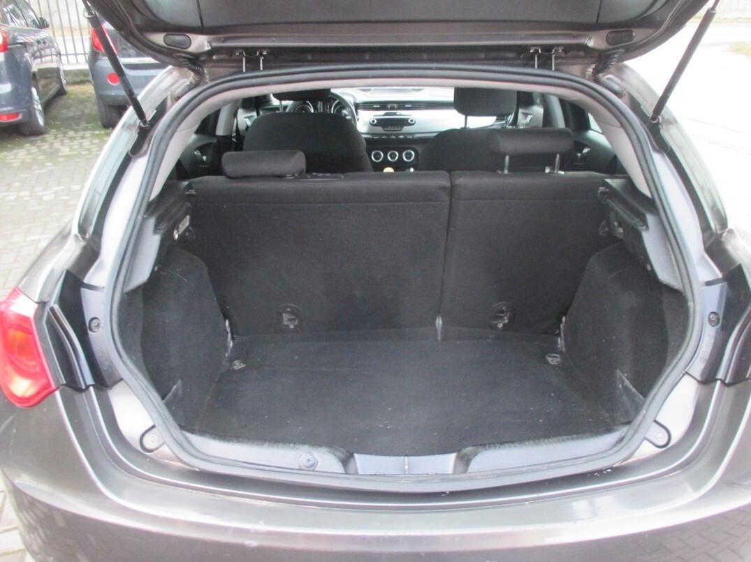 Alfa Romeo Giulietta 1.6 JonTDm-2 105 CV Progressi