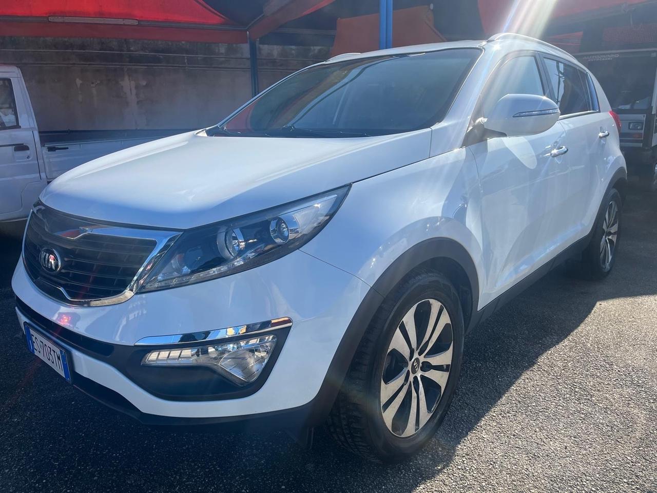 Kia Sportage 1.7 crdi-full-km 100000-2013