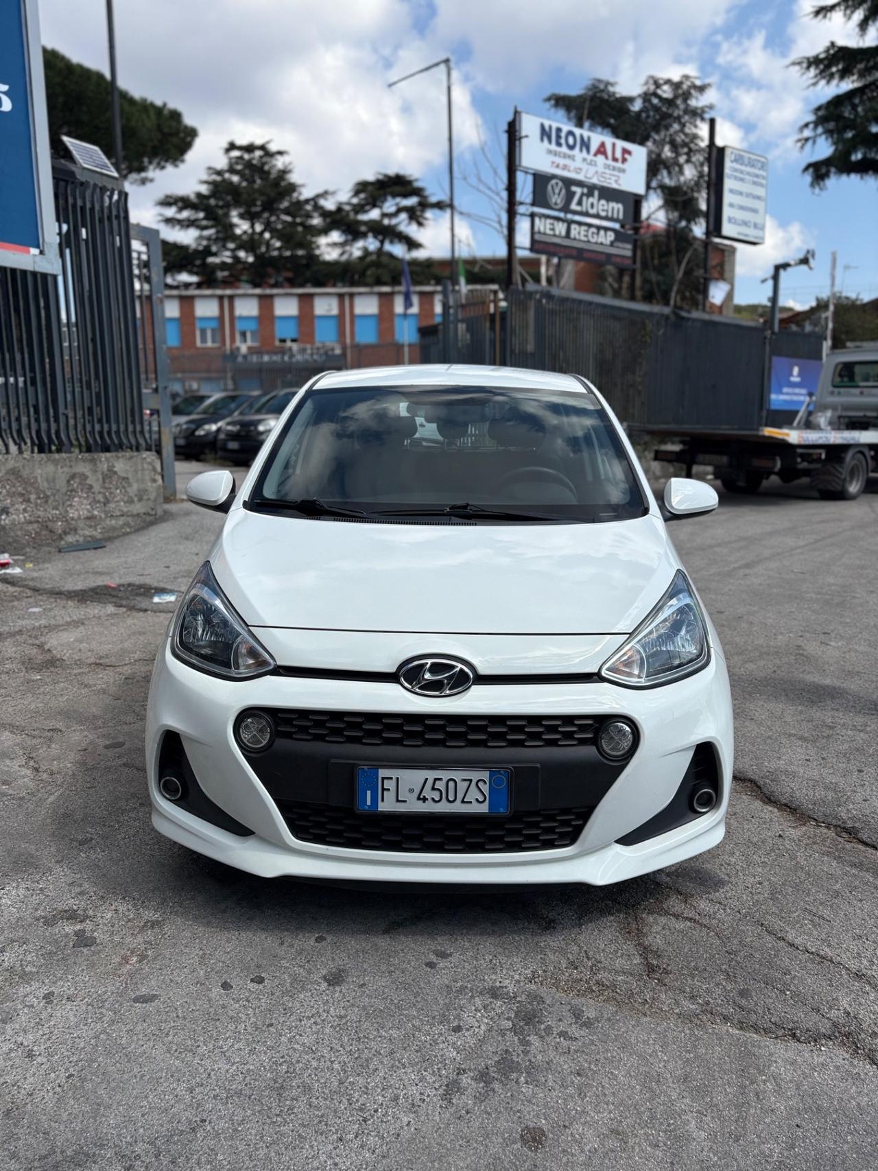 Hyundai i10 cc 1.0 benzina 2018