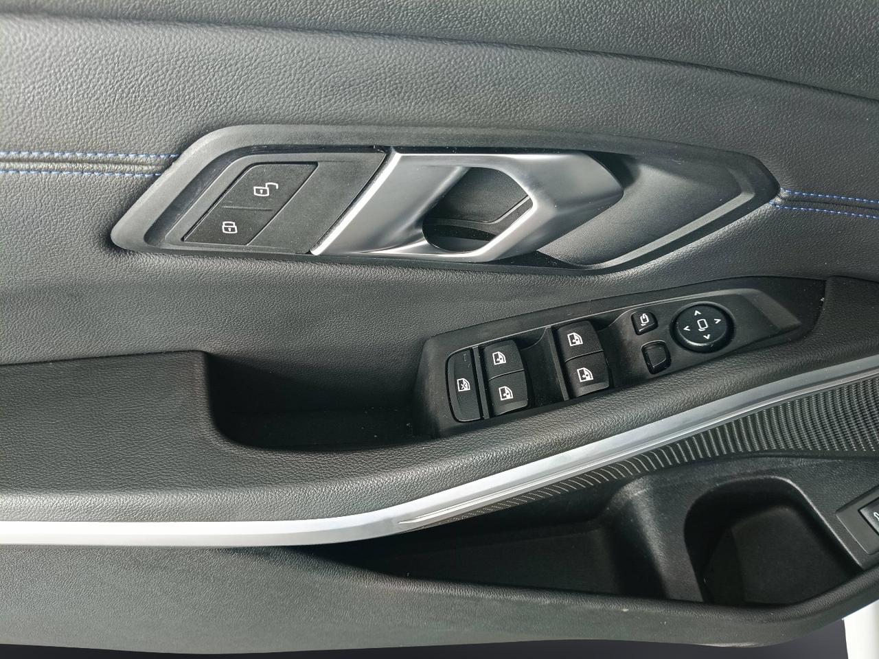 BMW Serie 3 G21 2022 Touring - 320d Touring mhev 48V MSport auto