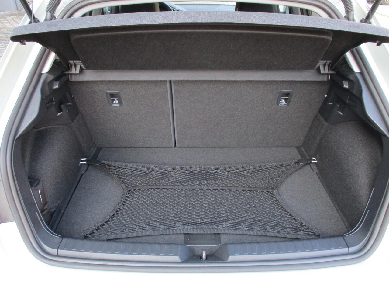 Audi A1 allstreet 30 TFSI Business