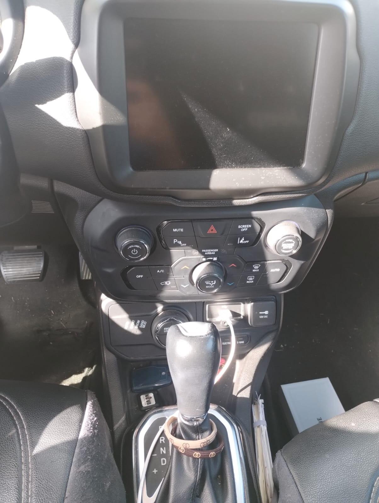 Jeep Renegade 1.3 T4 190CV PHEV 4xe AT6 Business Plus