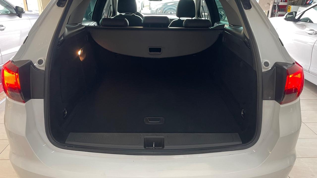 Opel Astra 1.6 CDTi 136CV Start&Stop Sports Tourer Innovation