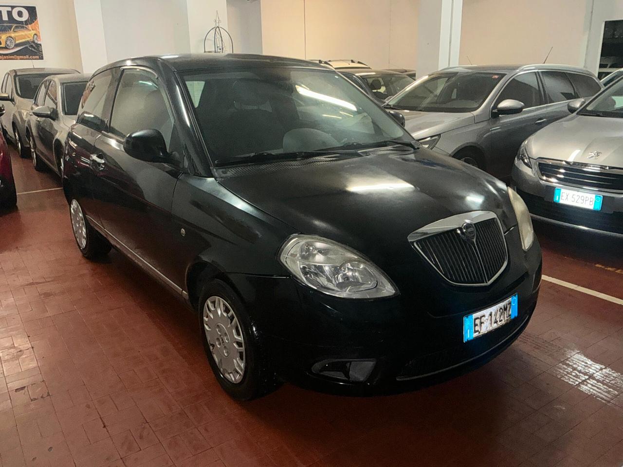 Lancia Ypsilon 1.2 69 CV Diva 2011