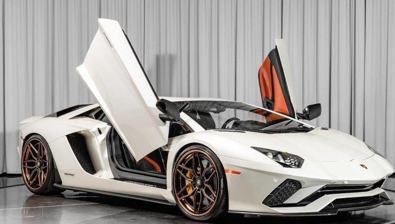 LAMBORGHINI Aventador S 6.5 V12 NOLEGGIO LUNGO TERMINE LEASING ALL INCLUSIVE