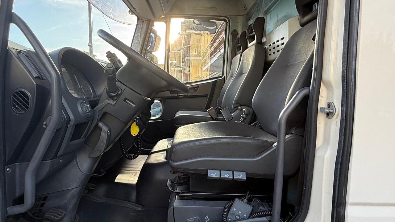 Iveco EUROCARGO SCARRABILE NUOVO MARCA TAM