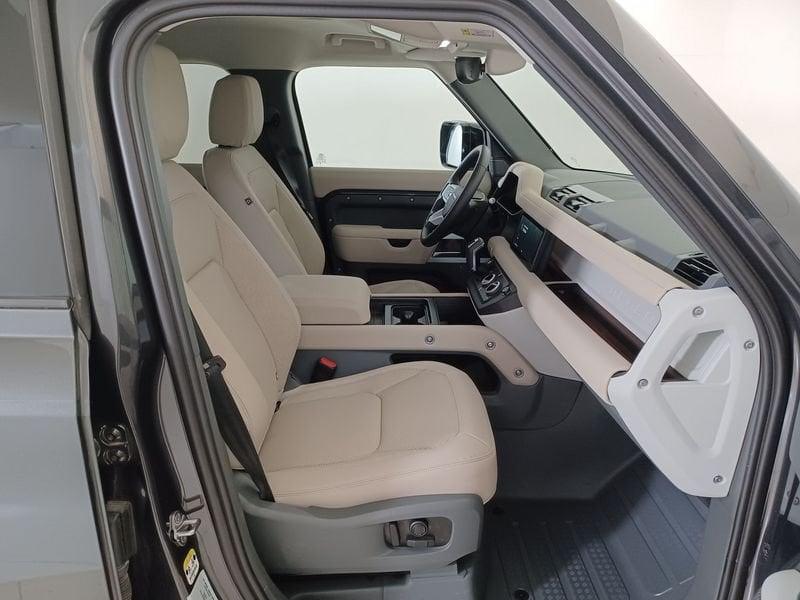 Land Rover Defender VII 2020 110 Diesel 110 3.0d i6 mhev X-Dynamic SE awd 200cv a AUTOCARRO