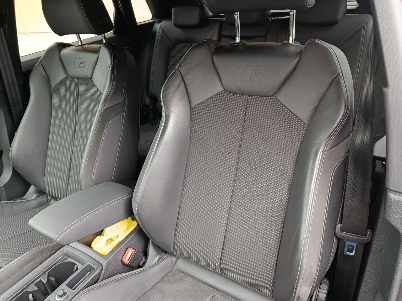 Audi Q3 S Line 2.0 35 TDI #8385