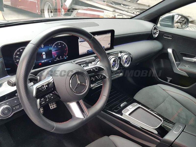 Mercedes-Benz Classe A A 180 d AMG Line Premium auto