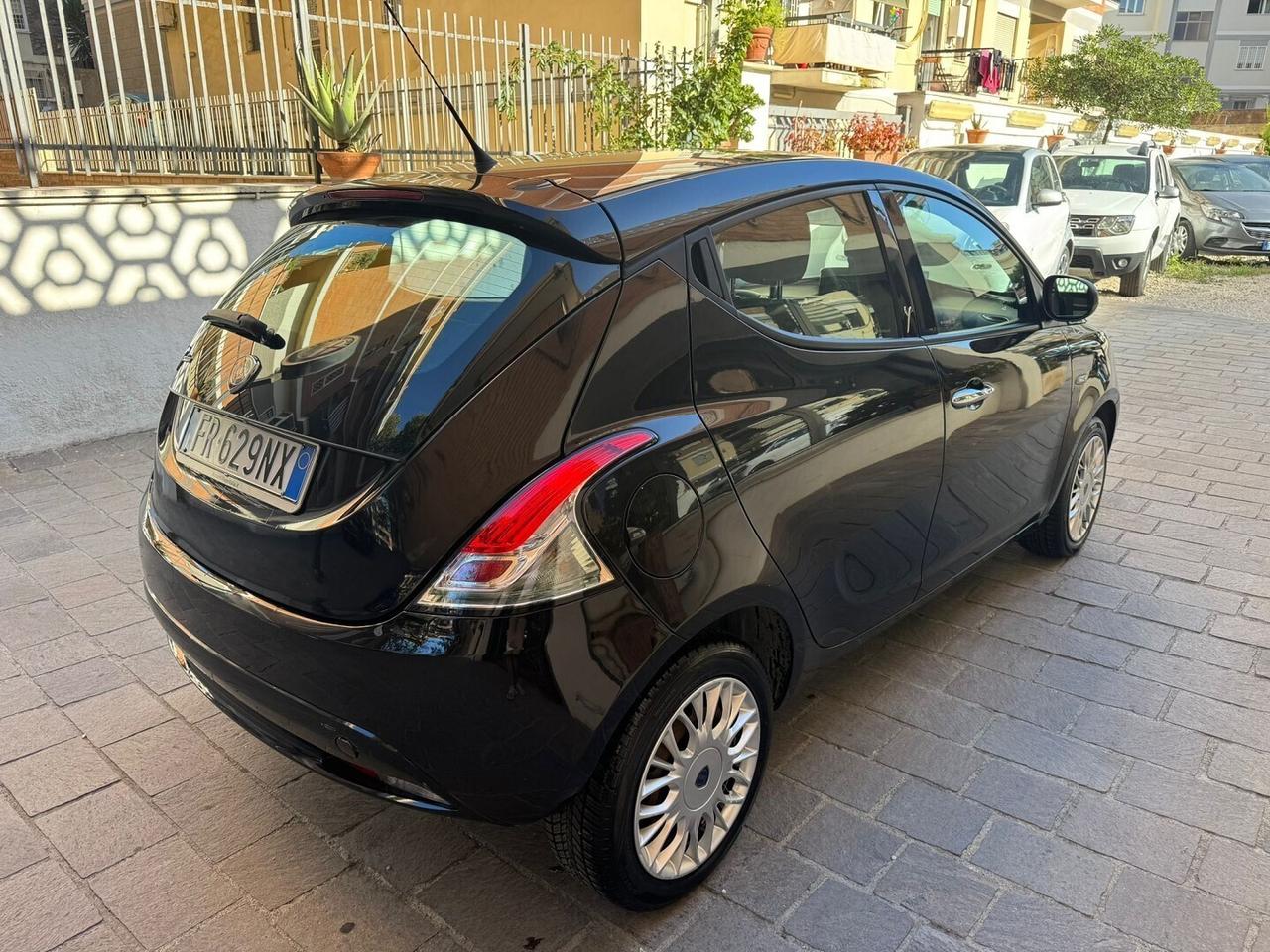 LANCIA Ypsilon 1.3 MJT 16V 95CV S&S Silver
