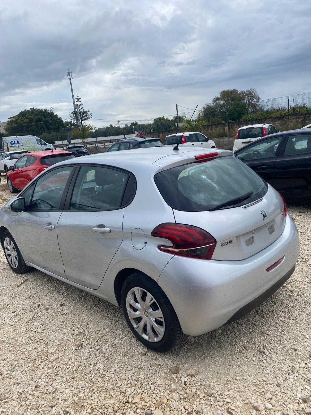 Peugeot 208 BlueHDi 75 5 porte Active