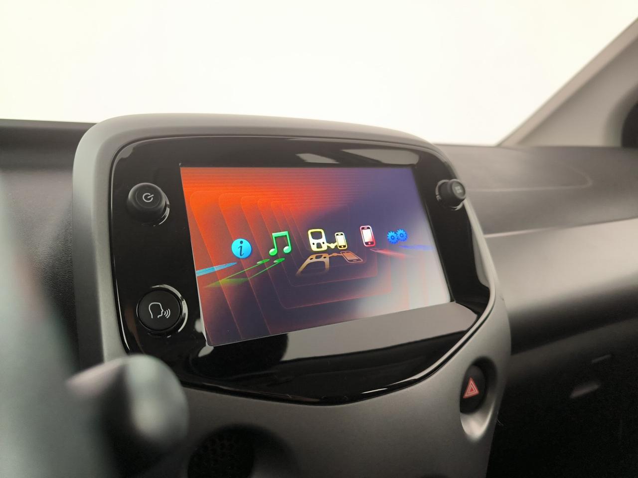 Toyota Aygo 5p 1.0 x-play 72cv