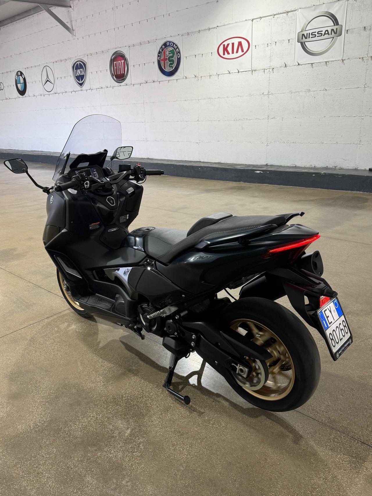 Yamaha TMAX 560 tech max