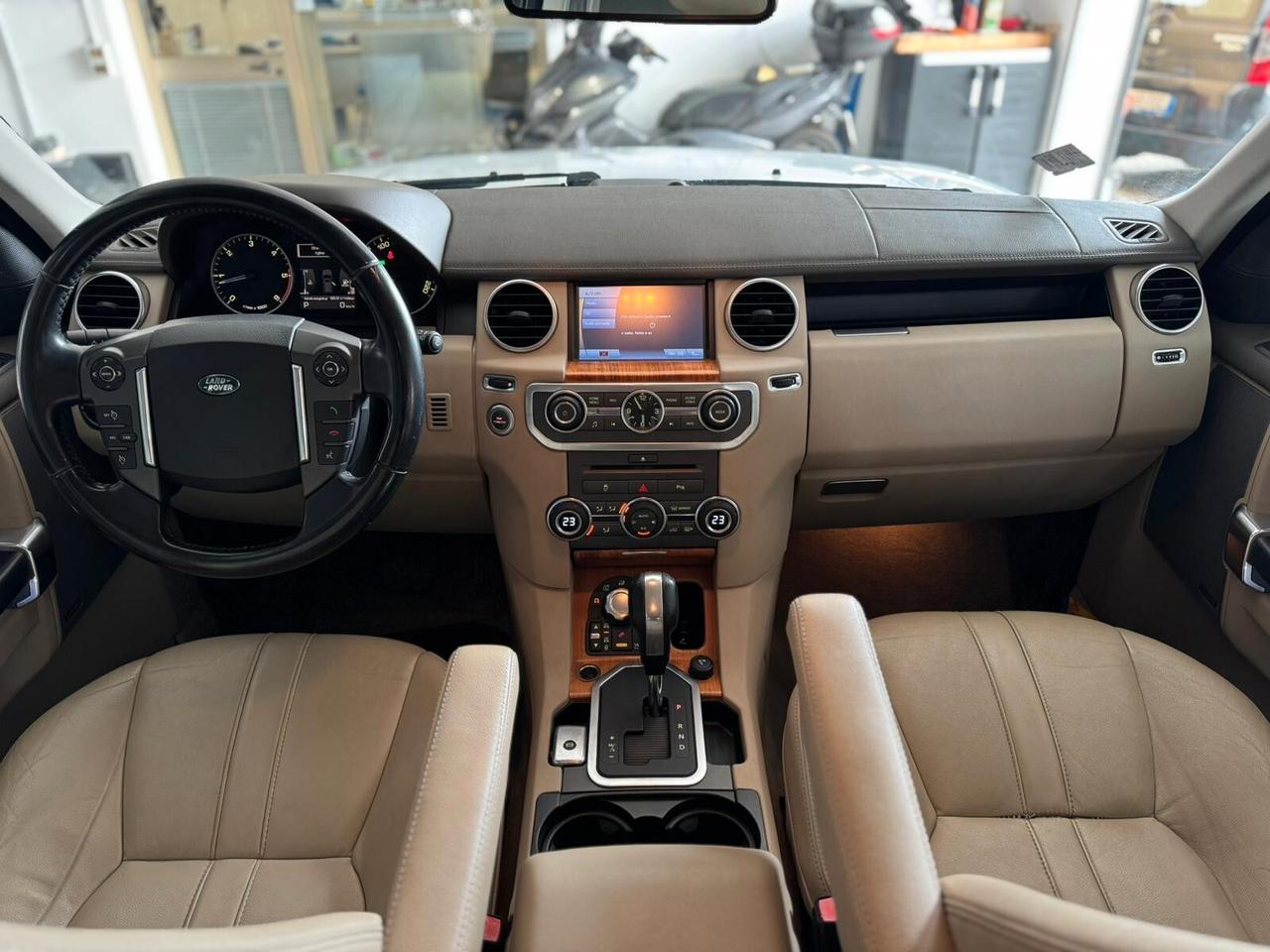 Land Rover Discovery 4 3.0 SDV6 245CV HSE