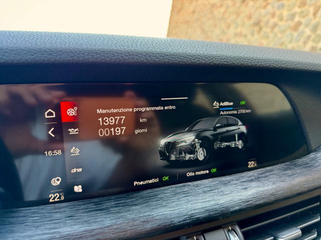 ALFA ROMEO Stelvio 190CV Q4 19'' BLACK+RETROCAMERA+2PDC+PACKBLACK