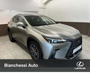 Lexus NX NX Plug-in 4WD Premium +