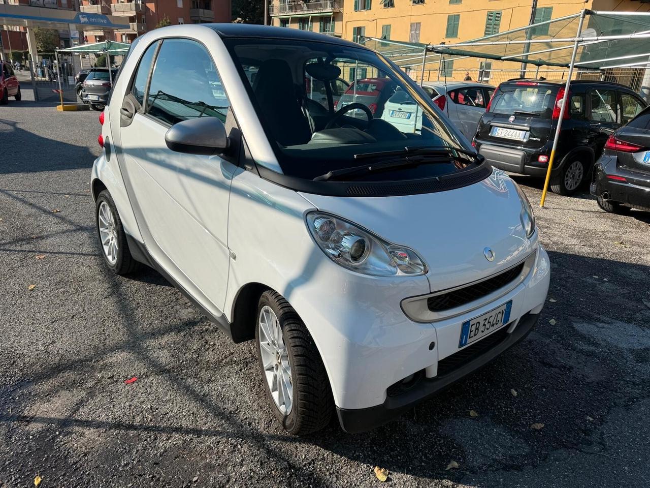 Smart ForTwo 1000 52 kW MHD coupé pure