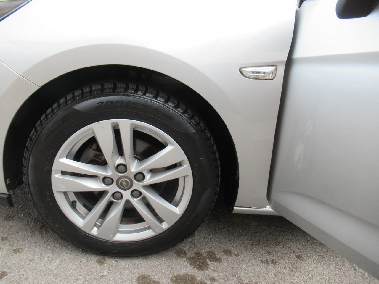 Opel Astra 1.6 CDTi 110CV Start&Stop Sports Tourer Business