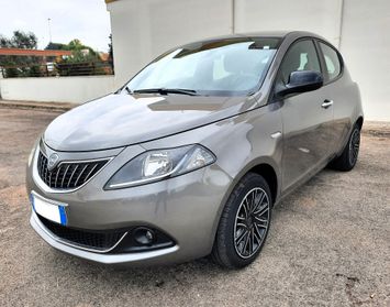 Lancia Ypsilon 1.0 FireFly 5 porte S&S Hybryd Gold