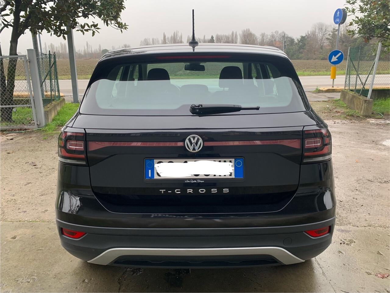 Volkswagen T-CROSS 1.0 TSI Urban - ADATTA A NEOPATENTATO