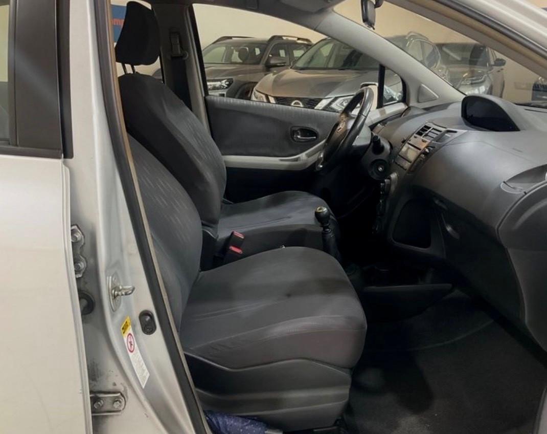 Toyota Yaris 1.3 5 porte