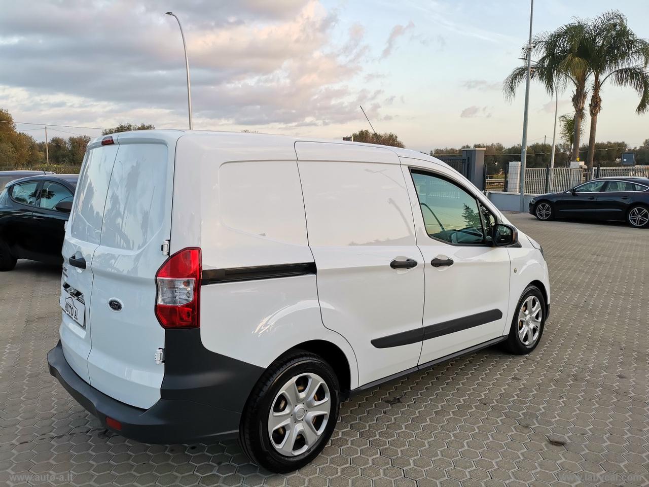 Transit Courier 1.5 TDCi 75CV Van Trend