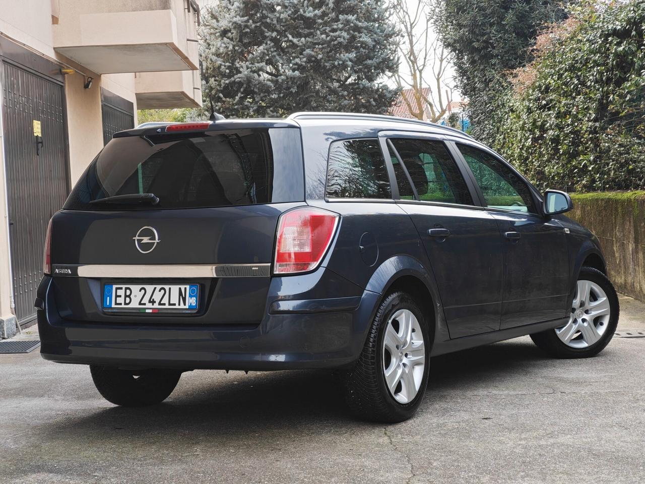 Opel Astra Wagon 1.6 BENZINA-GPL 115cv / 84.000km